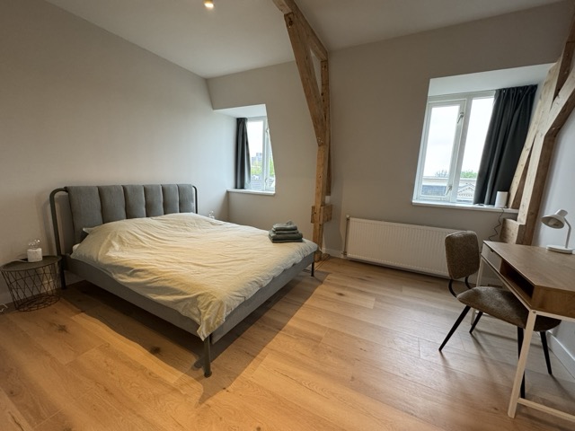 IMG_3601 Large Medium